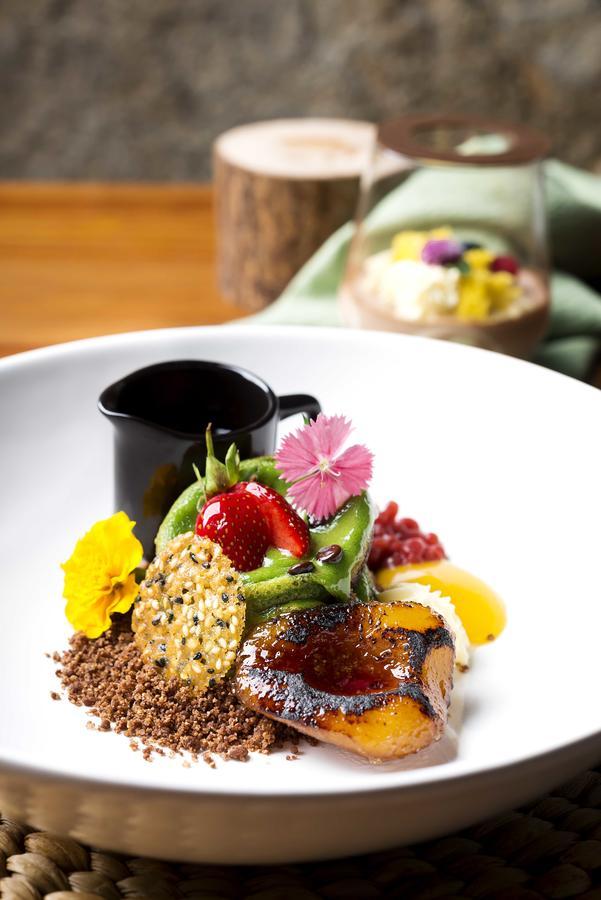 Aviary Bintaro Hotell Serpong Exteriör bild