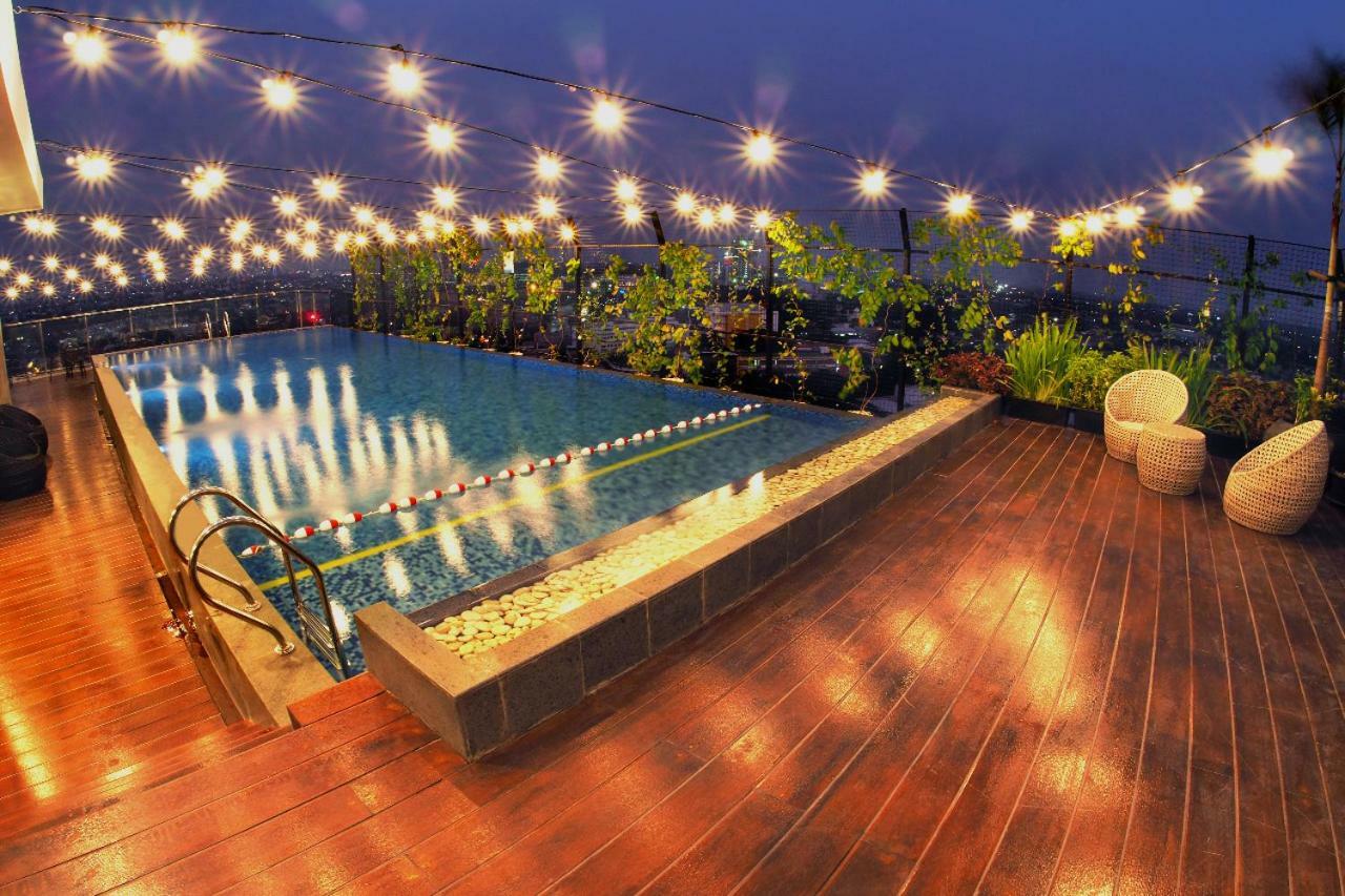 Aviary Bintaro Hotell Serpong Exteriör bild
