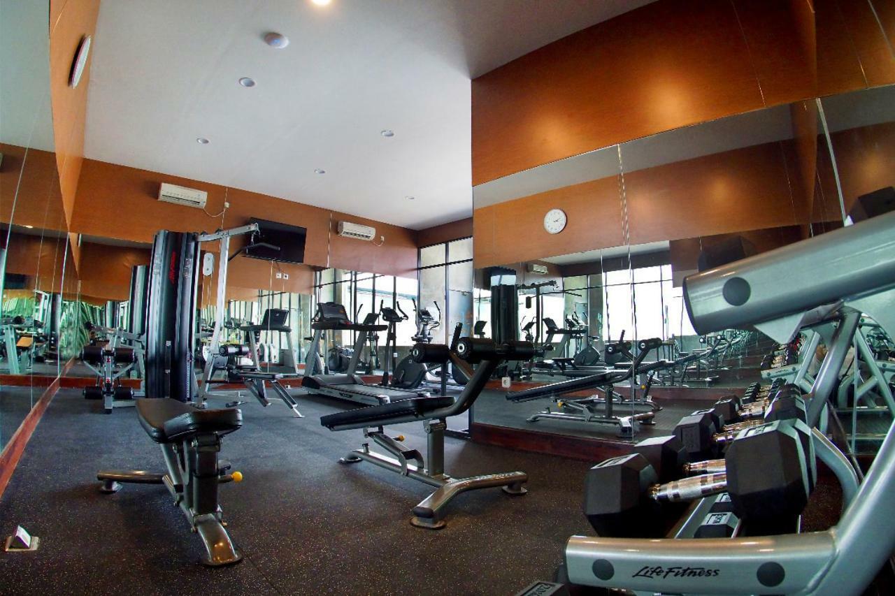 Aviary Bintaro Hotell Serpong Exteriör bild